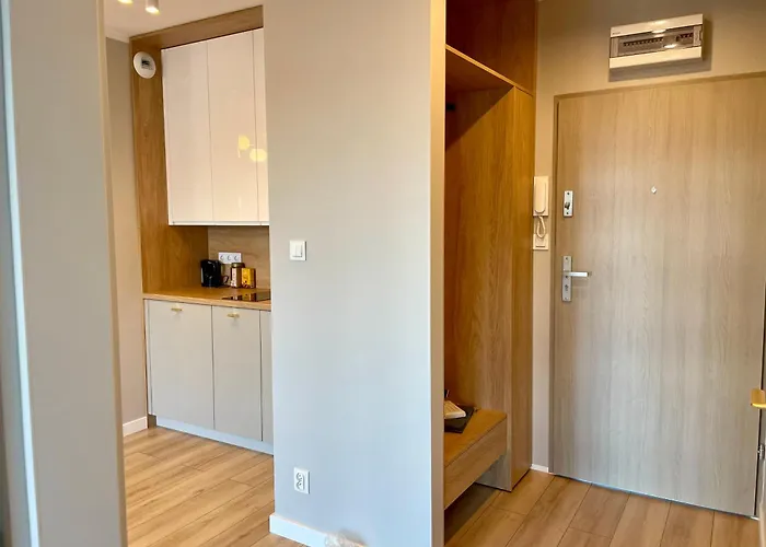 Z Widokiem Na Jezioro I Garazem * Poznan