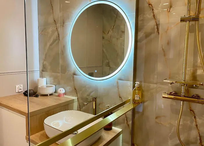 Apartamento Z Widokiem Na Jezioro I Garazem