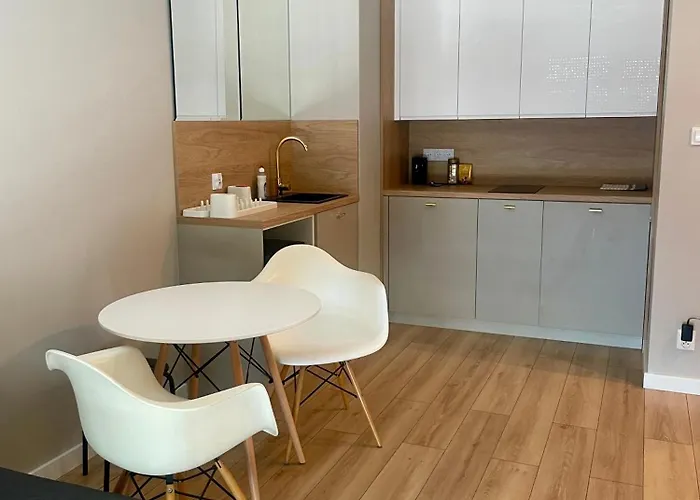 Z Widokiem Na Jezioro I Garazem Apartamento