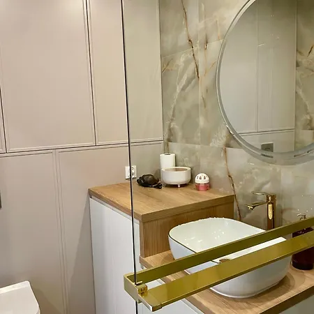 Daire Z Widokiem Na Jezioro I Garazem *