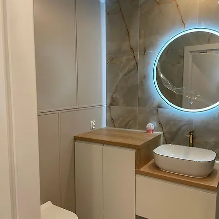 Z Widokiem Na Jezioro I Garazem Appartamento Poznań