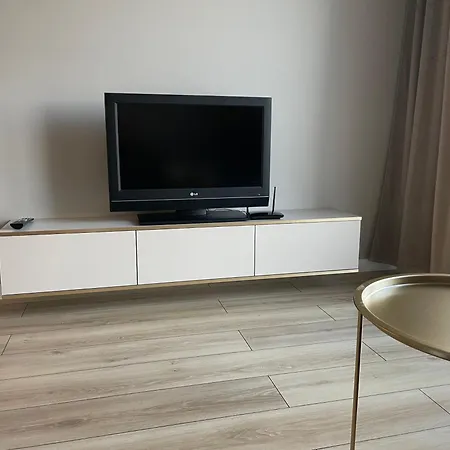 Z Widokiem Na Jezioro I Garazem * Poznań