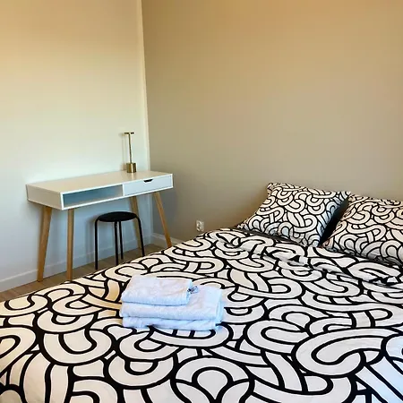 Z Widokiem Na Jezioro I Garazem * Poznan