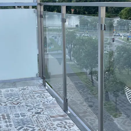 Z Widokiem Na Jezioro I Garazem Daire